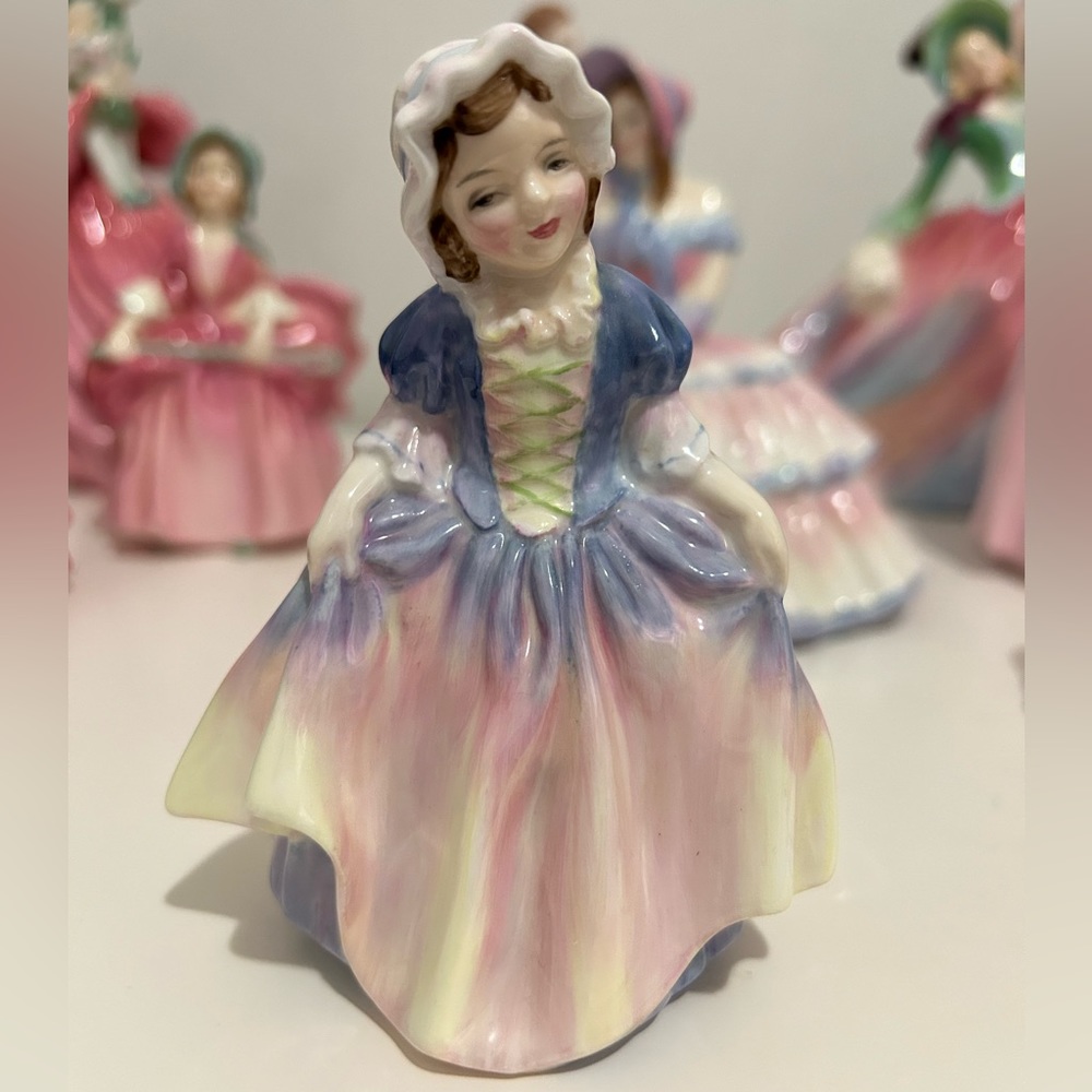 Royal Doulton Vintage Figurine Dinky Do